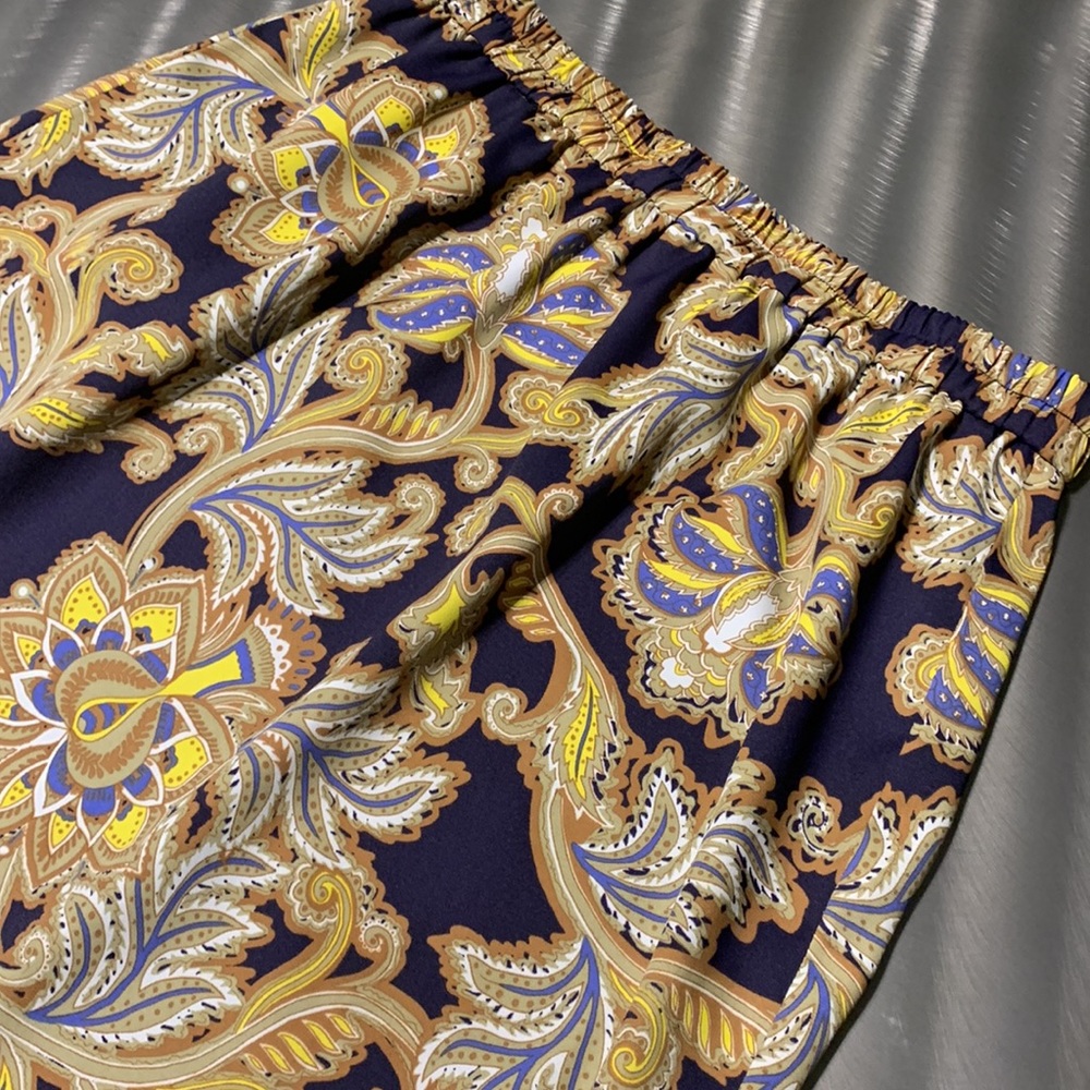 Ann Taylor Loft Navy Floral Printed Pull-On Skirt Size S